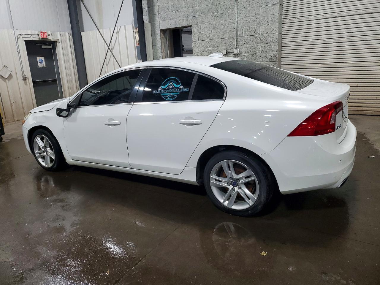 2014 Volvo S60 T5 - Image 2