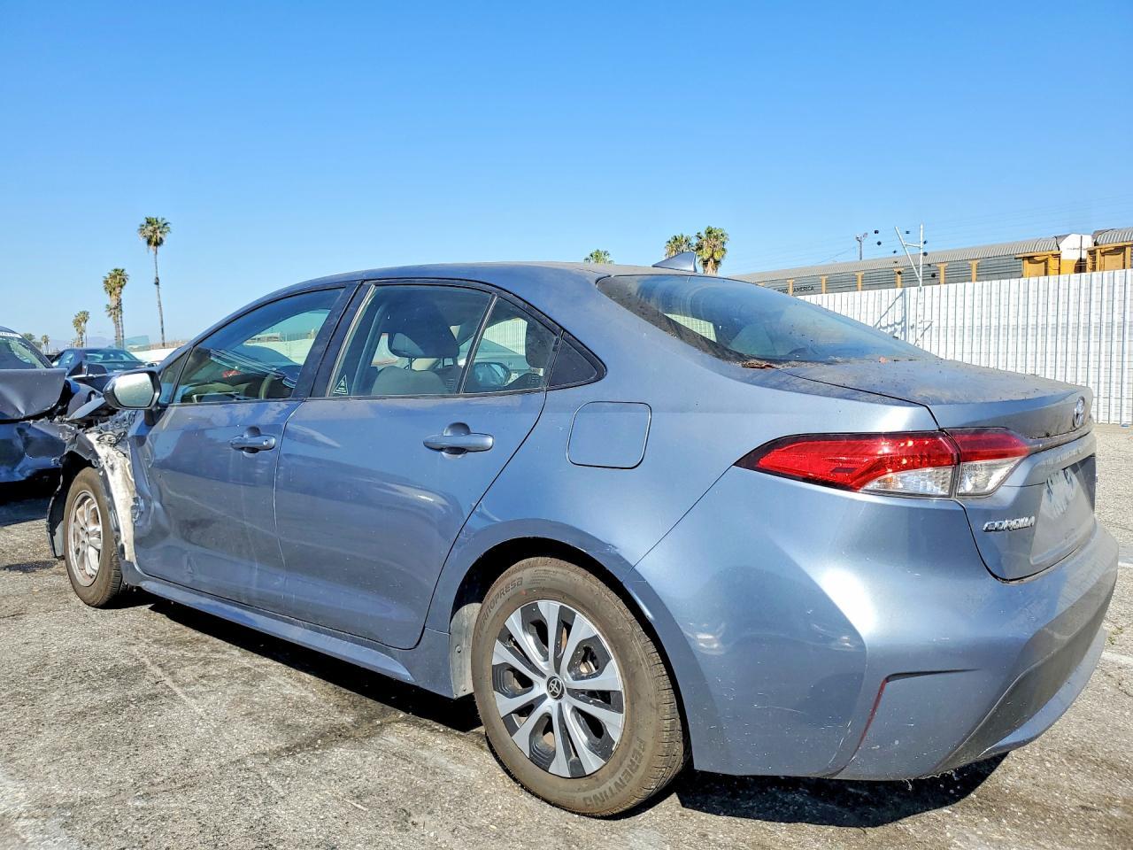 2021 Toyota Corolla Hybrid Le - Фото 2