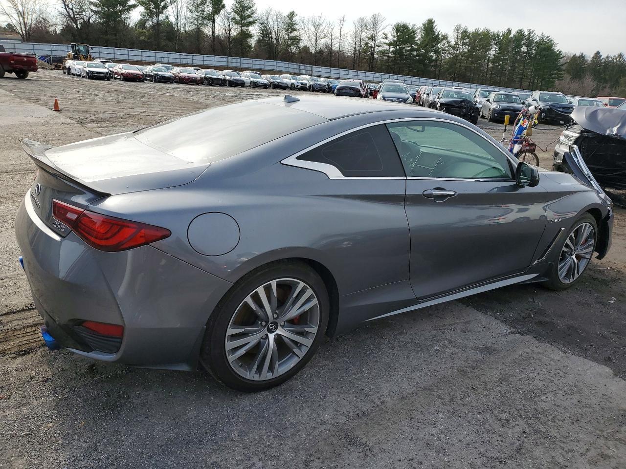 2020 Infiniti Q60 Red Sport 400 - Image 3