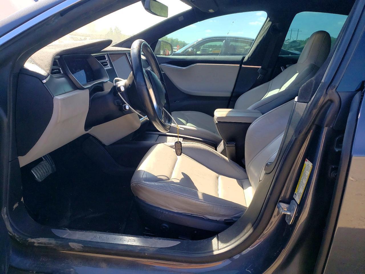 2015 Tesla Model S P85D - Фото 7