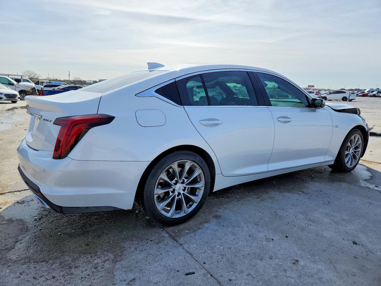 2021 Cadillac Ct5 Premium Luxury - Image 3
