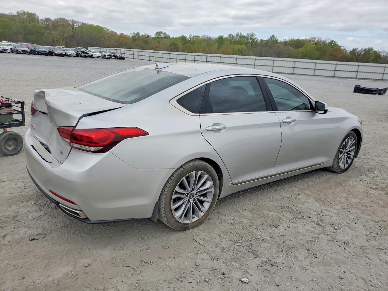 2017 Genesis G80 3.8 - Image 3