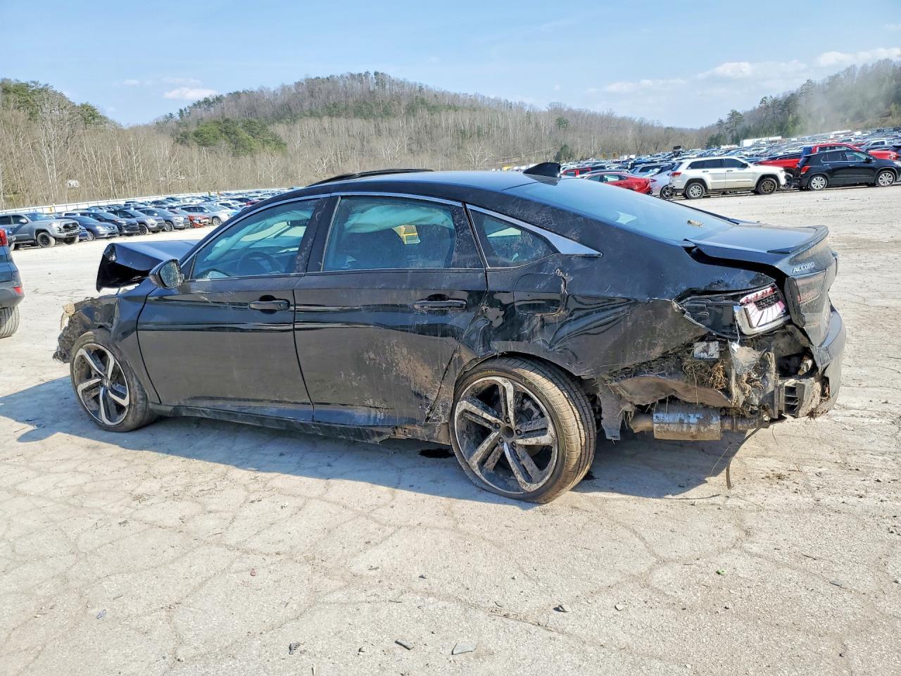2022 Honda Accord Sport - Фото 2