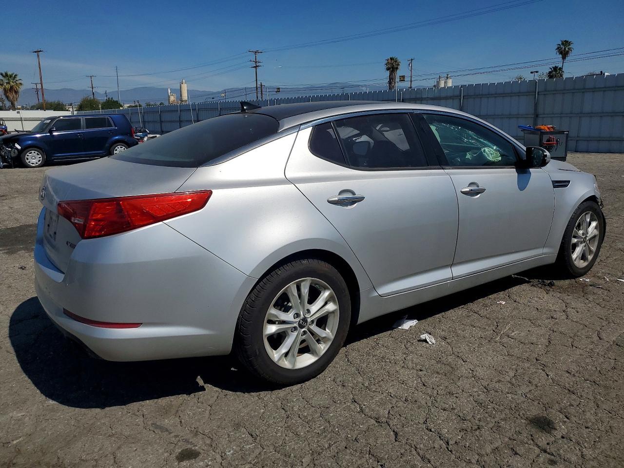 2011 Kia Optima Ex - Фото 3