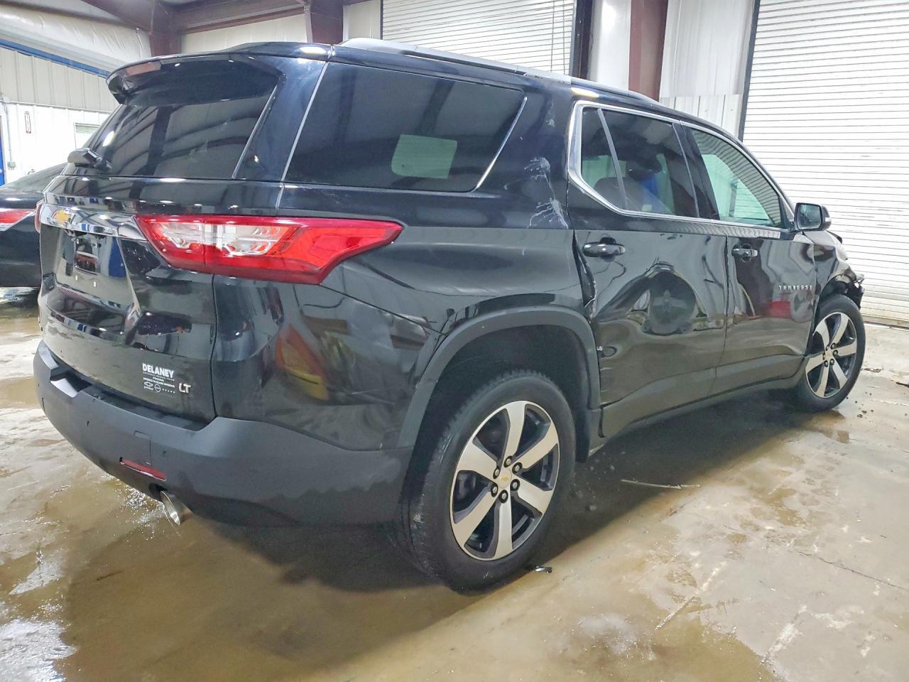 2021 Chevrolet Traverse Lt - Фото 3