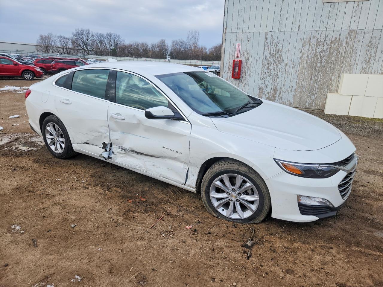 2023 Chevrolet Malibu Lt - Image 4