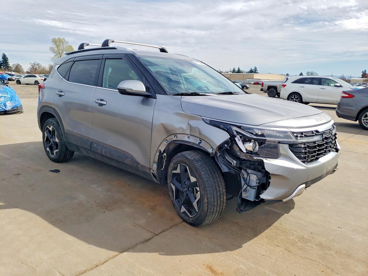 2025 Kia Seltos Ex - Image 4