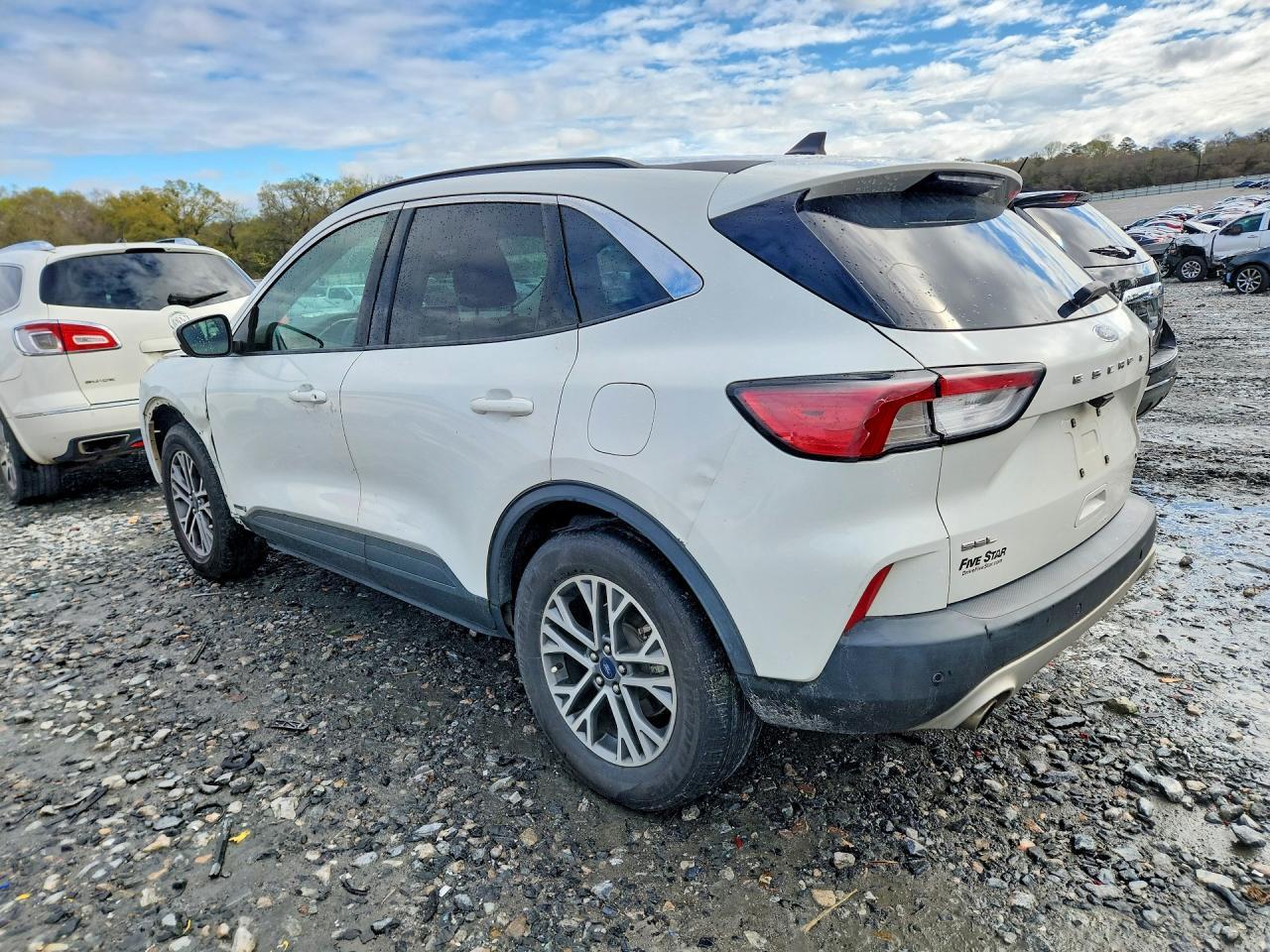 2021 Ford Escape Sel - Фото 2