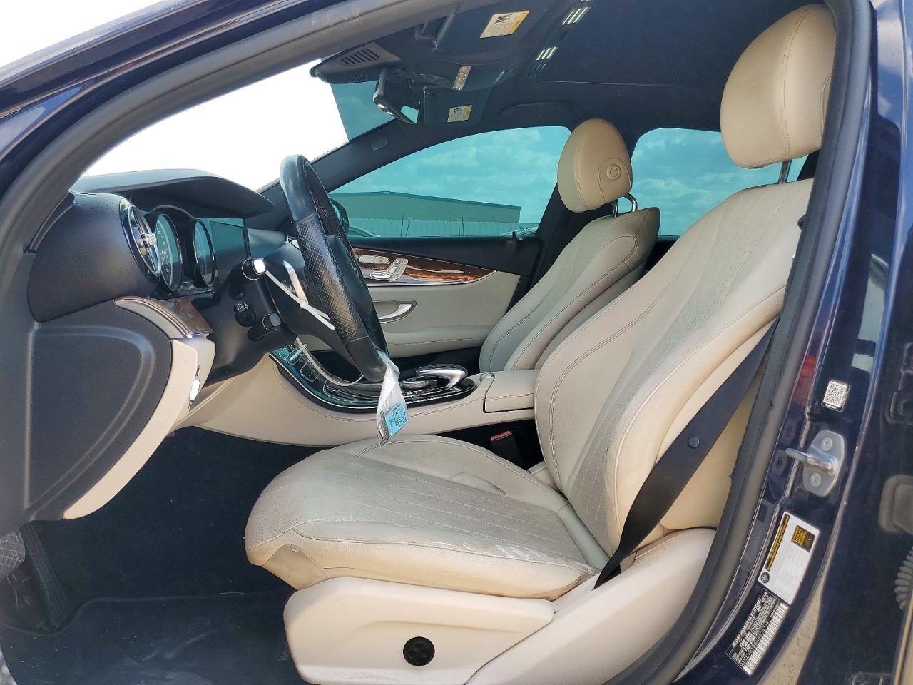 2017 Mercedes-Benz E 300 4Matic - Фото 7