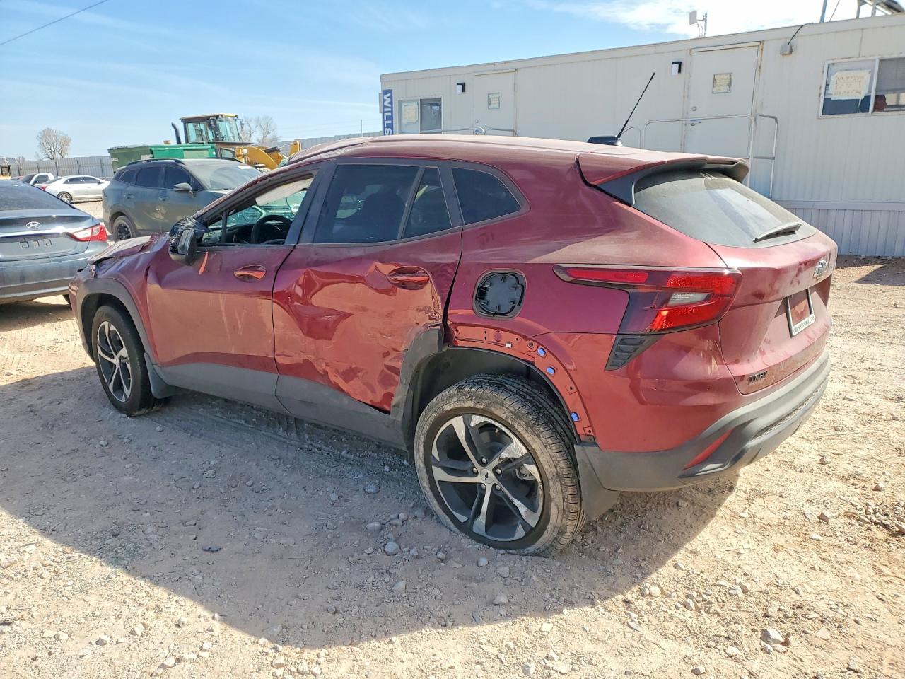 2025 Chevrolet Trax 1Rs - Фото 2