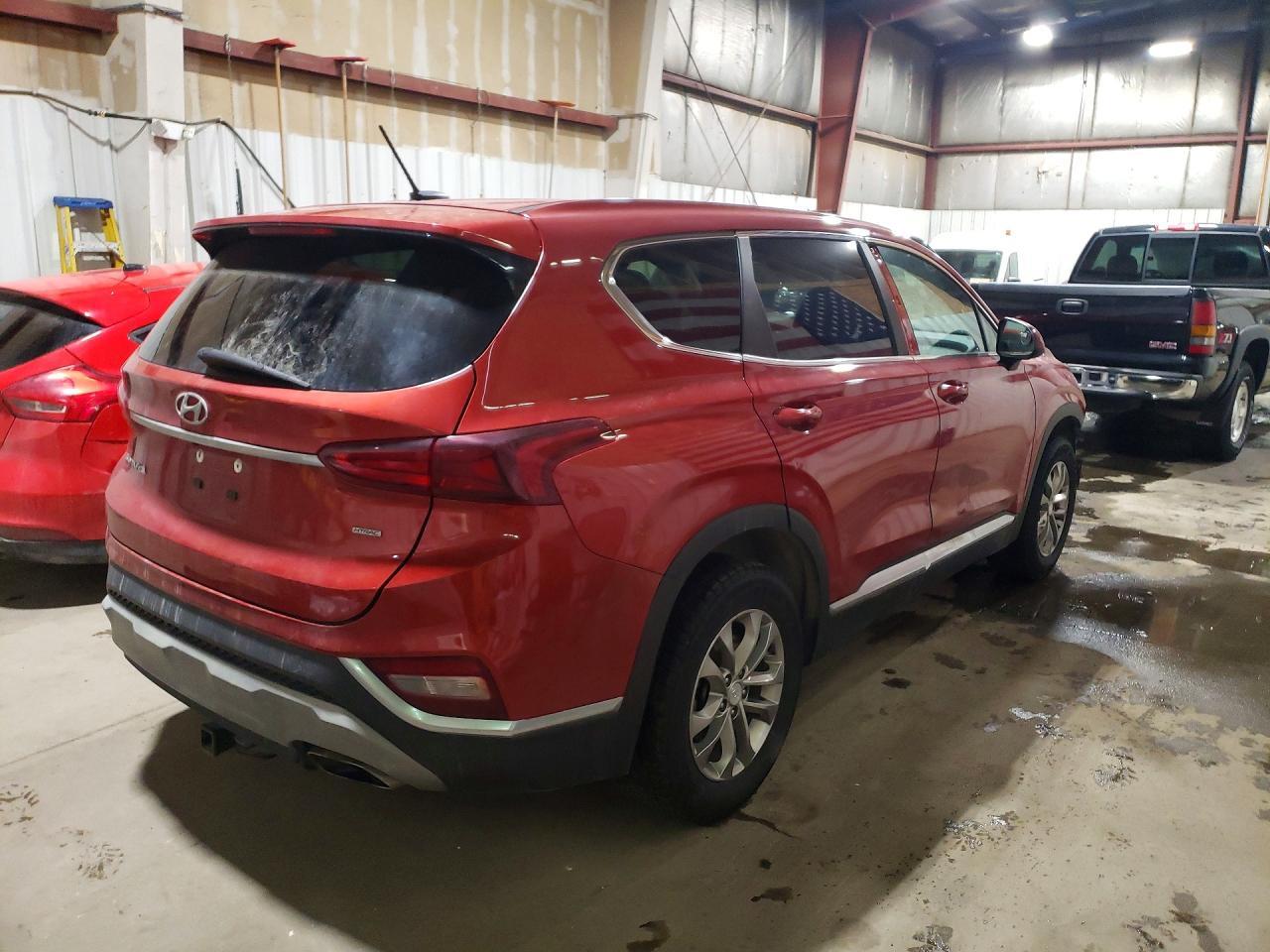 2020 Hyundai Santa Fe Se - Фото 3