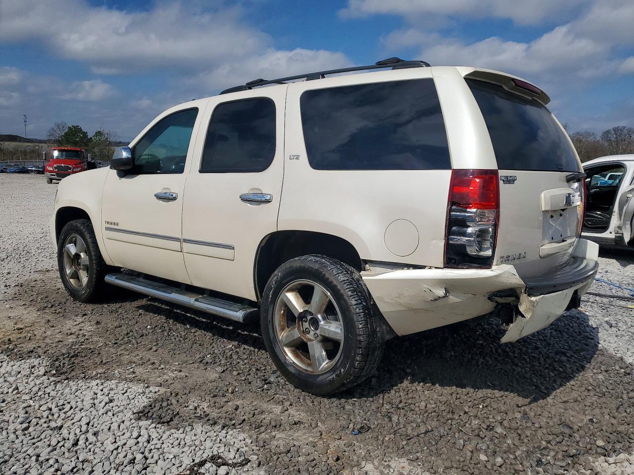 2013 Chevrolet Tahoe K1500 Ltz - Image 2