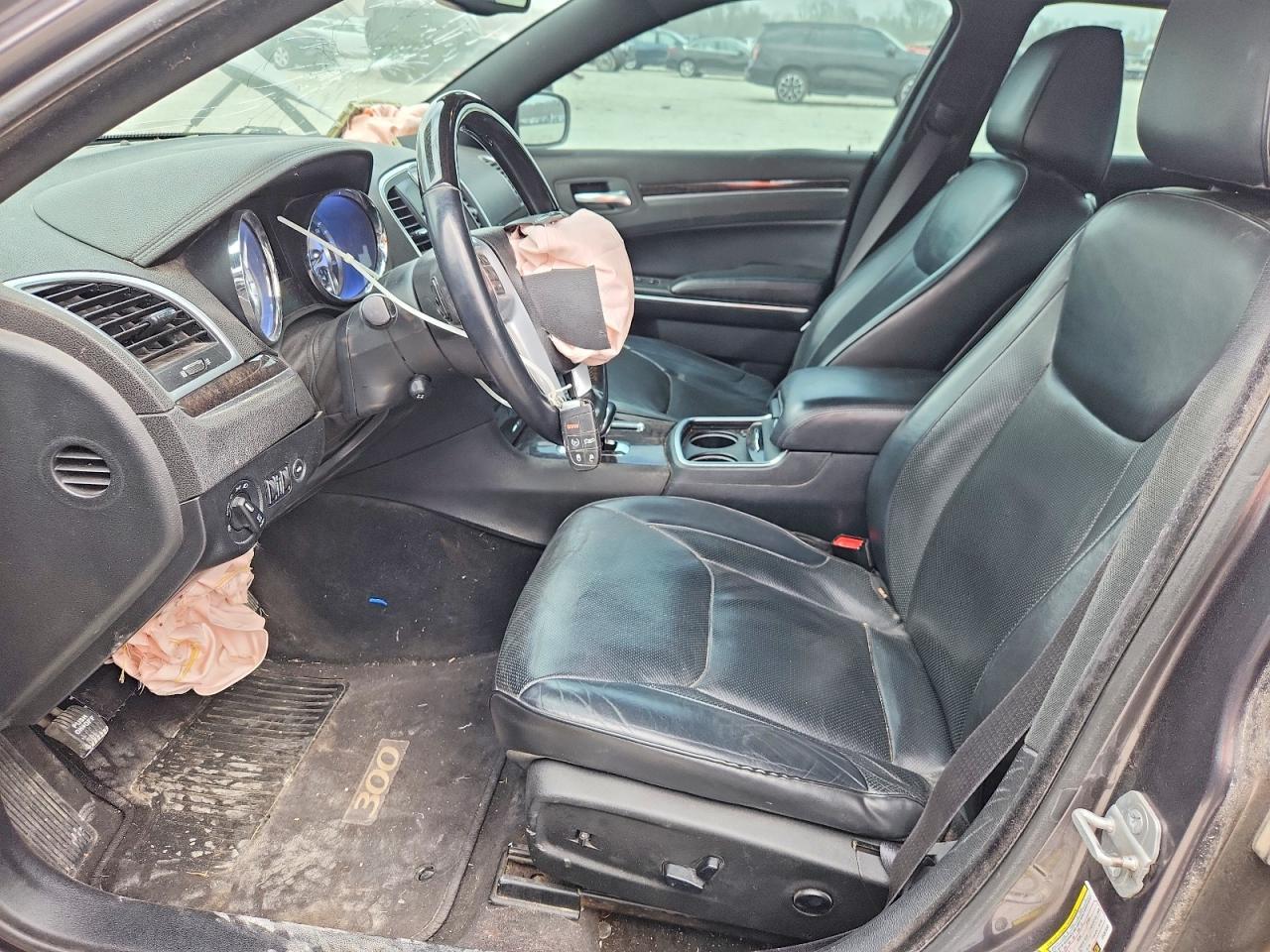 2014 Chrysler 300C - Фото 7