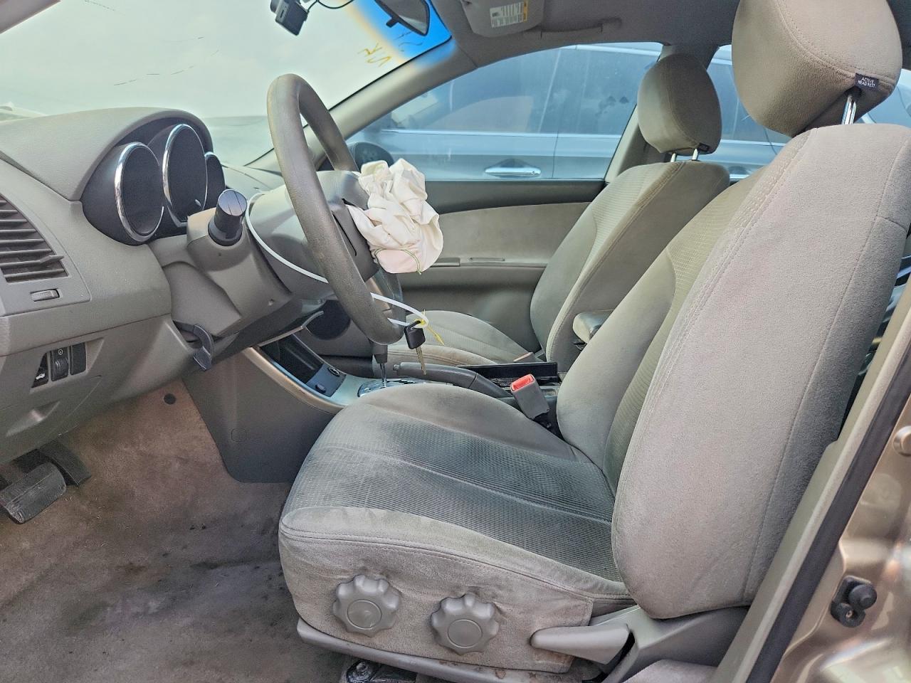 2005 Nissan Altima 2.5 - Фото 7