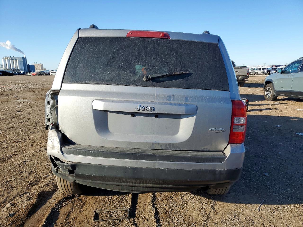 2016 Jeep Patriot Latitude - Фото 6