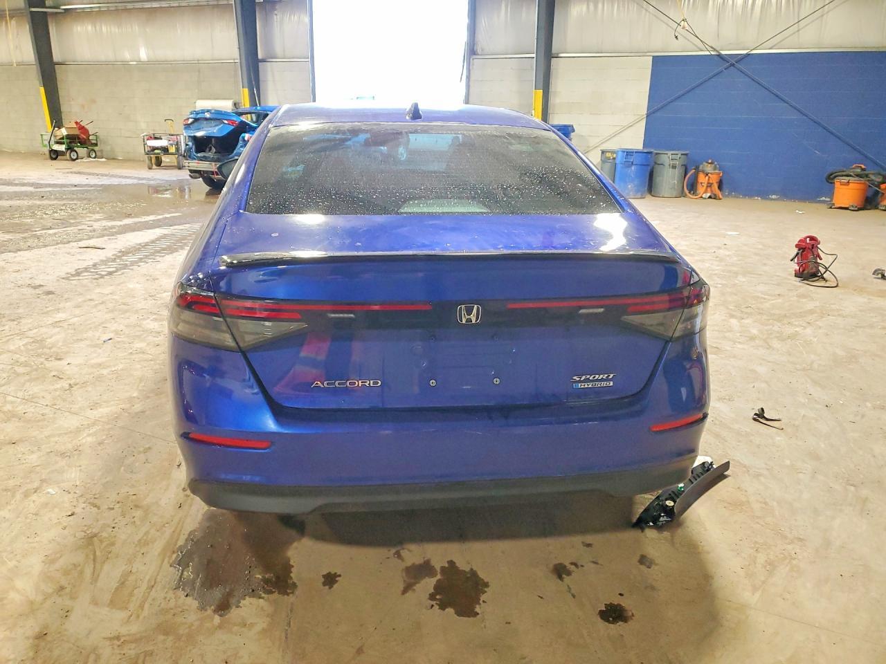 2023 Honda Accord Hybrid Sport - Image 6