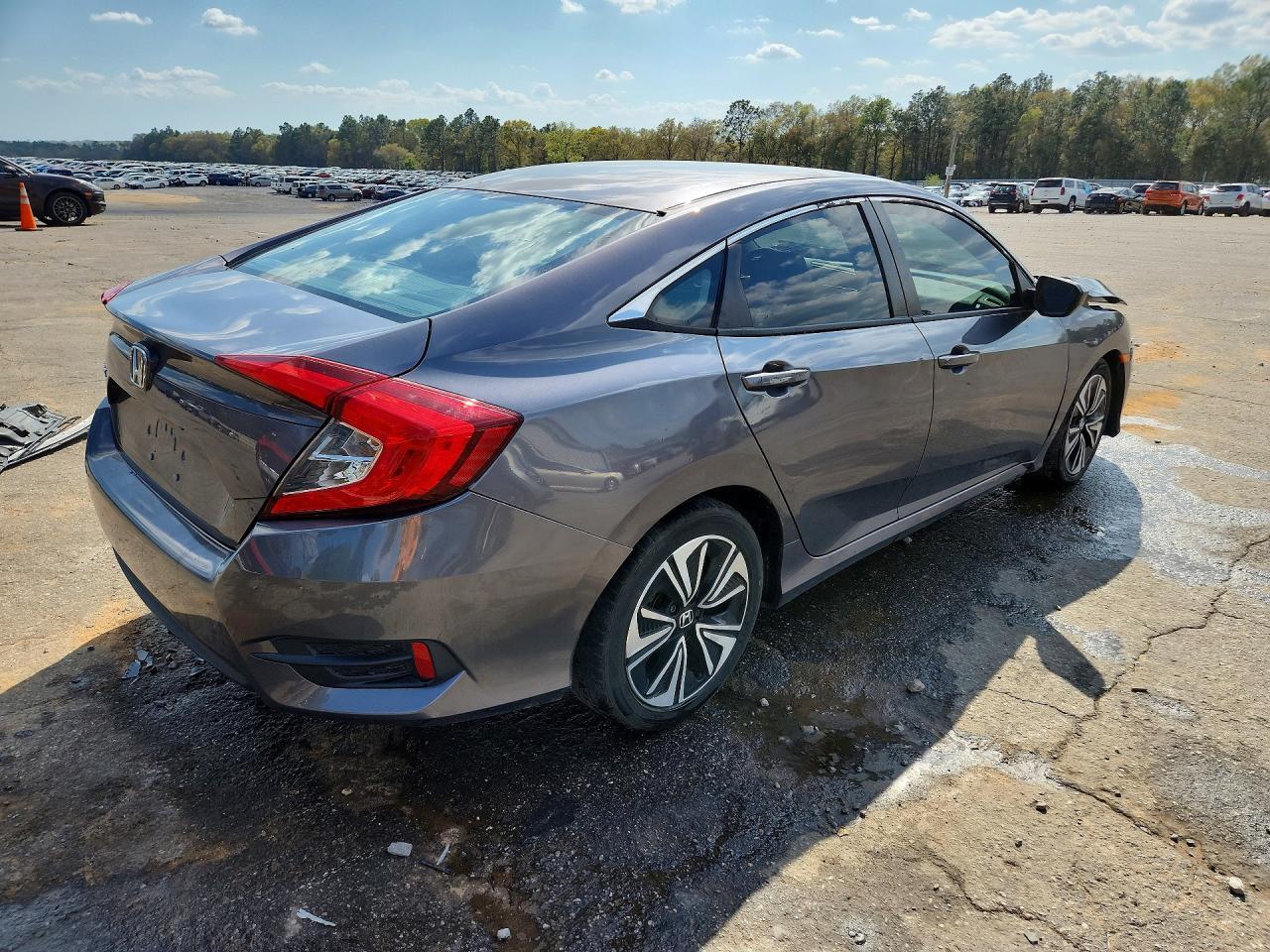 2018 Honda Civic Lx - Image 3