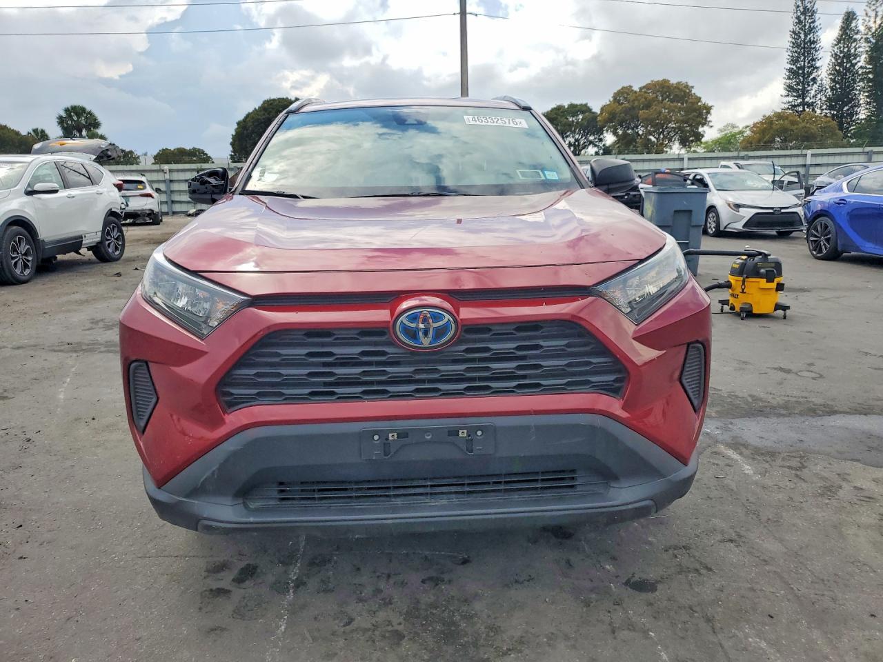 2021 Toyota Rav4 Hybrid Le - Image 5