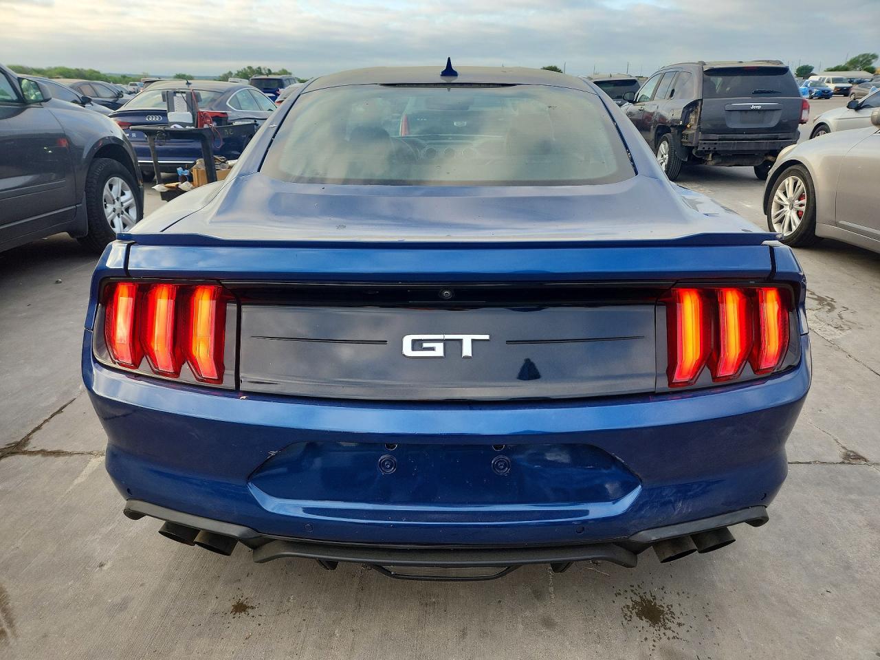 2022 Ford Mustang Gt - Фото 6