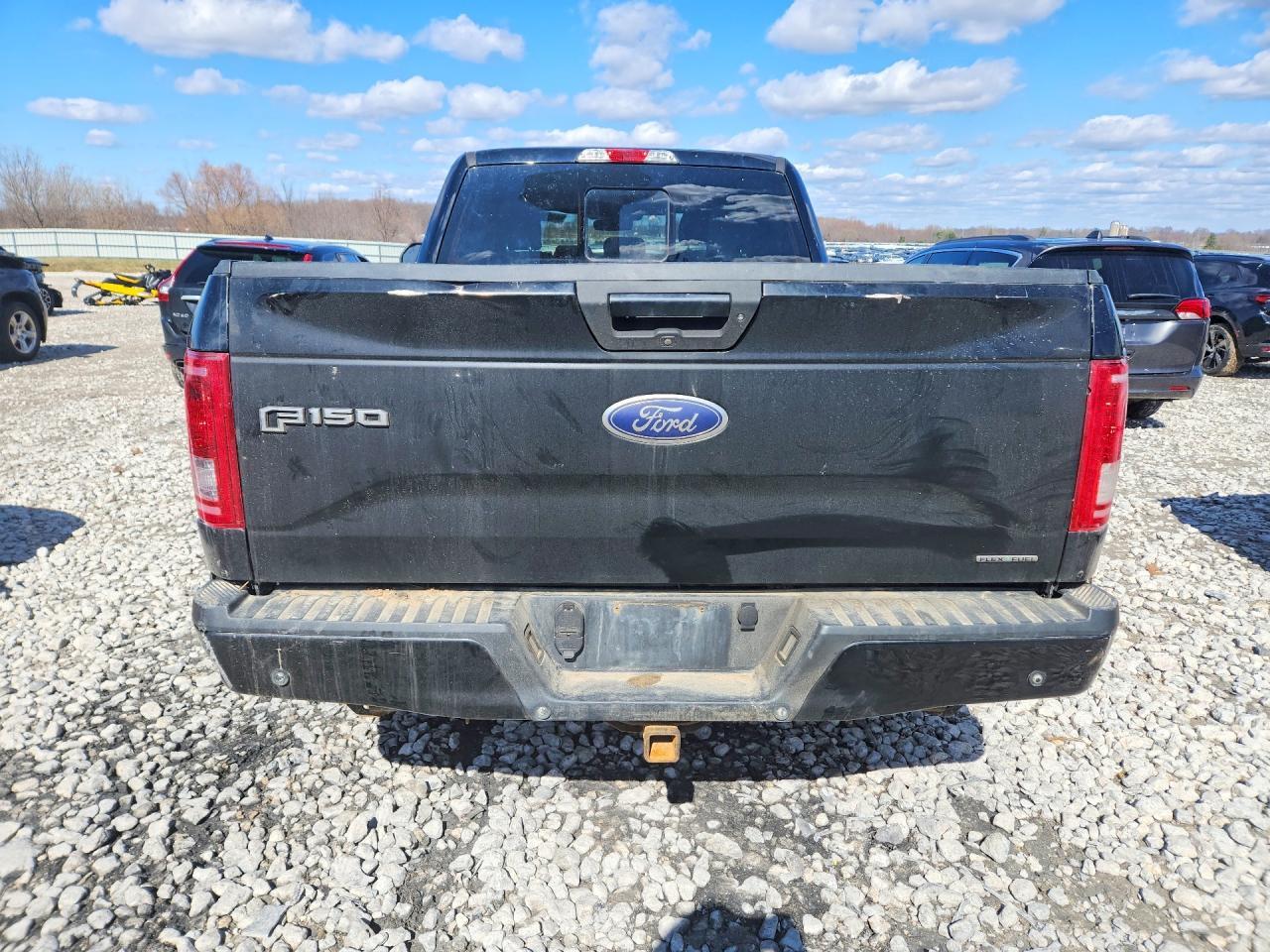 2016 Ford F150 Supercrew - Фото 6