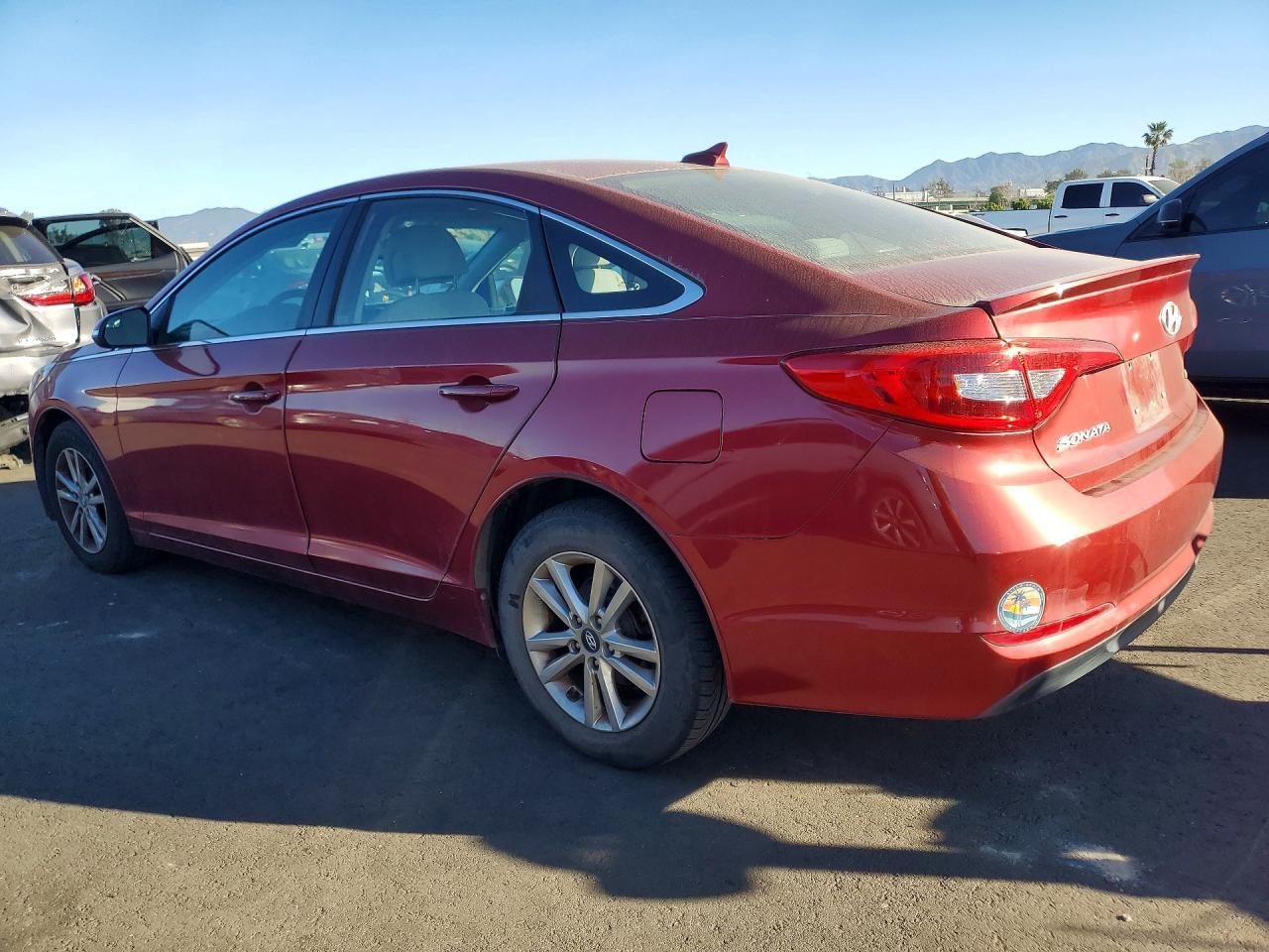 2016 Hyundai Sonata Eco - Фото 2