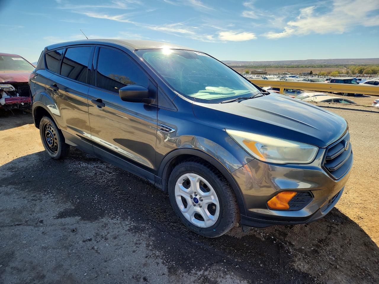 2017 Ford Escape S - Image 4