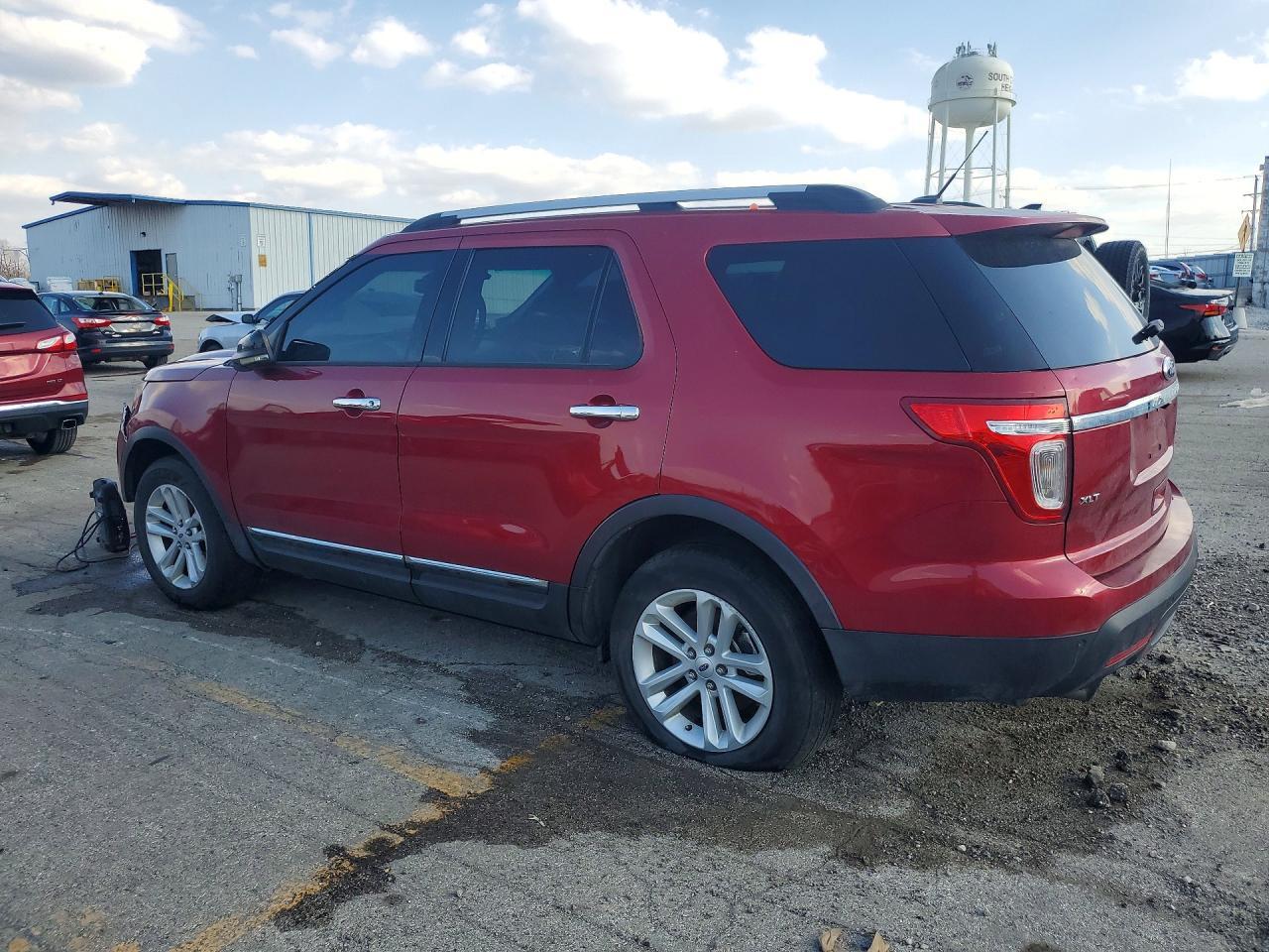2013 Ford Explorer Xlt - Image 2