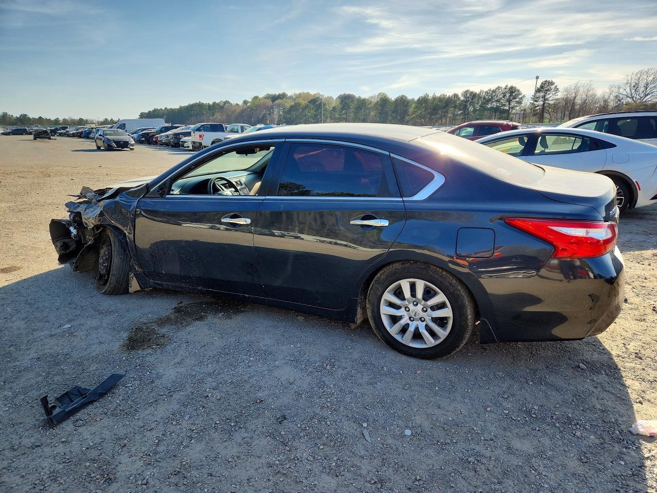 2017 Nissan Altima 2.5 S - Image 2