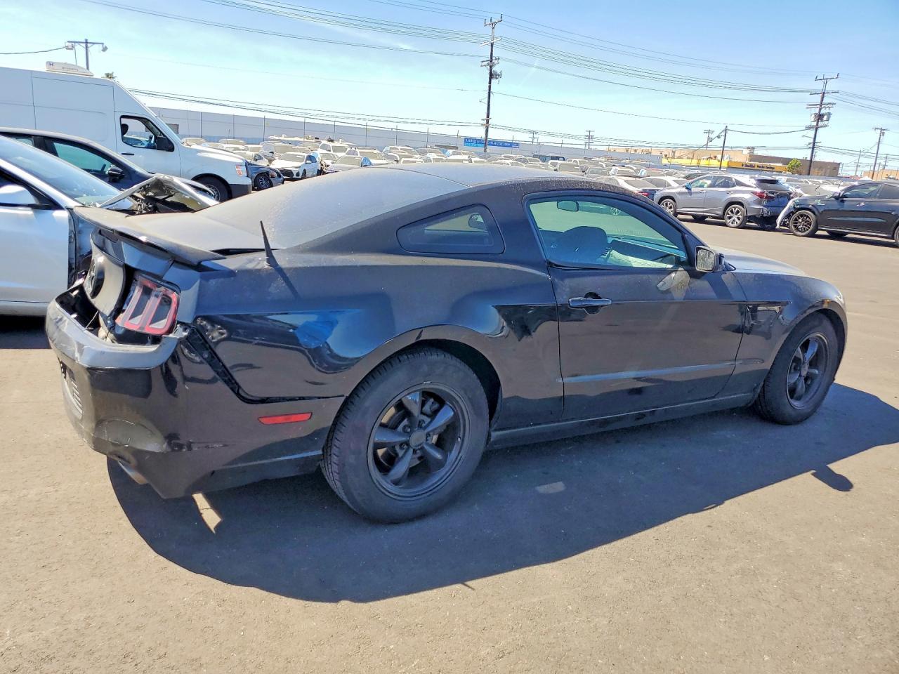 2014 Ford Mustang - Image 3