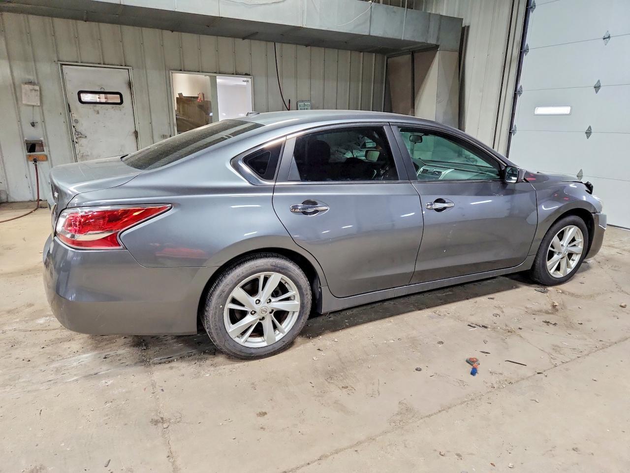 2015 Nissan Altima 2.5 Sv - Image 3