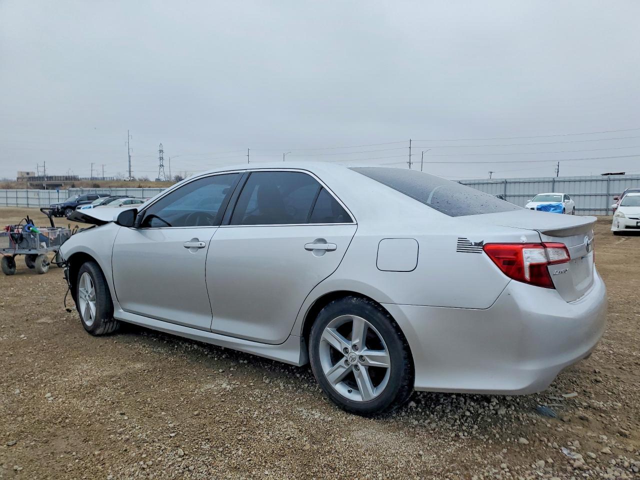2012 Toyota Camry Se - Фото 2