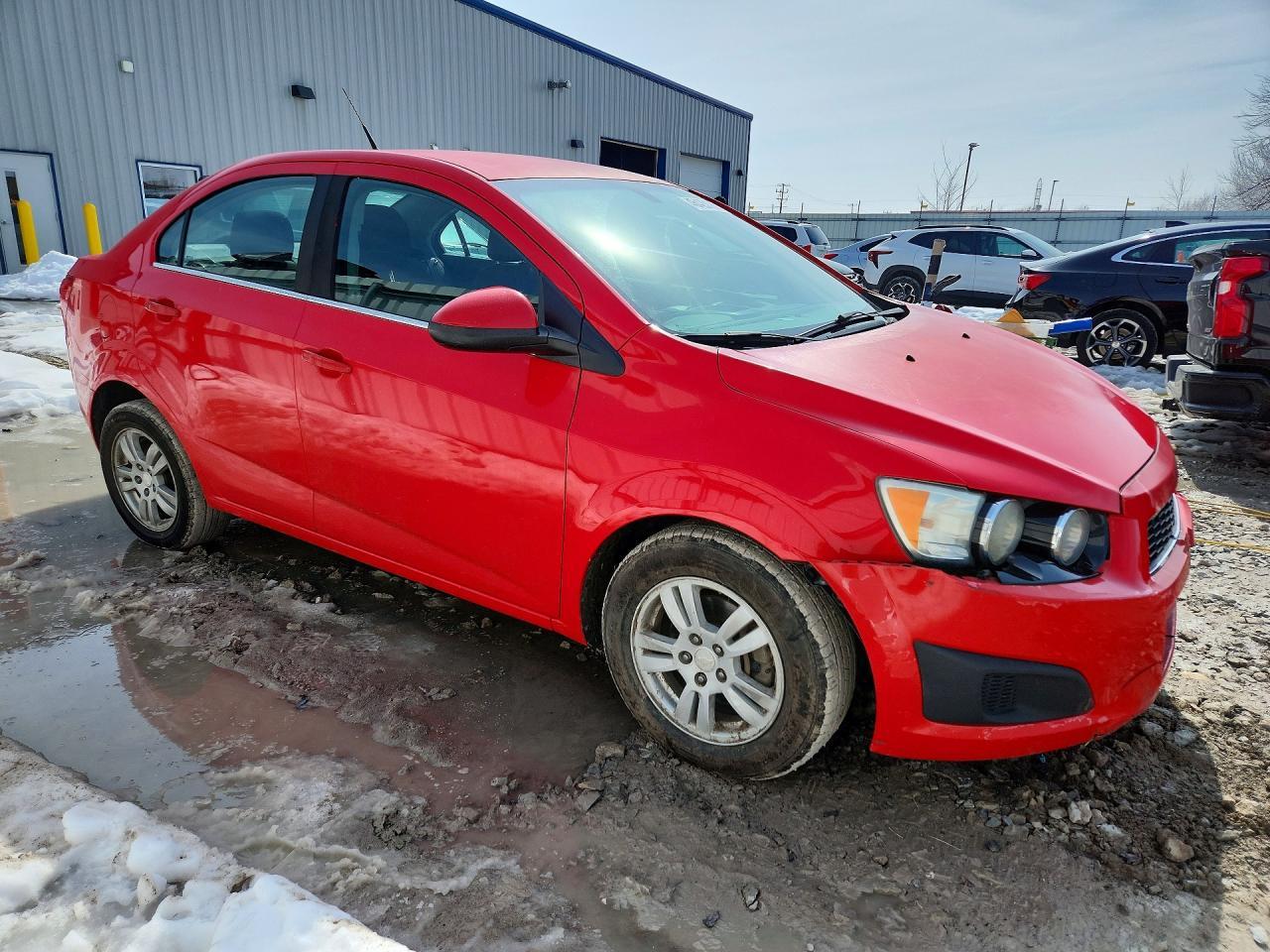 2014 Chevrolet Sonic Lt - Image 4