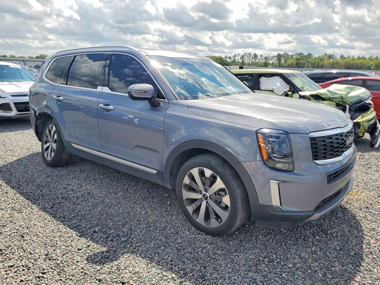 2022 Kia Telluride S - Фото 4