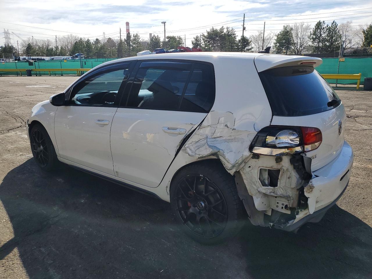 2010 Volkswagen Gti - Image 2