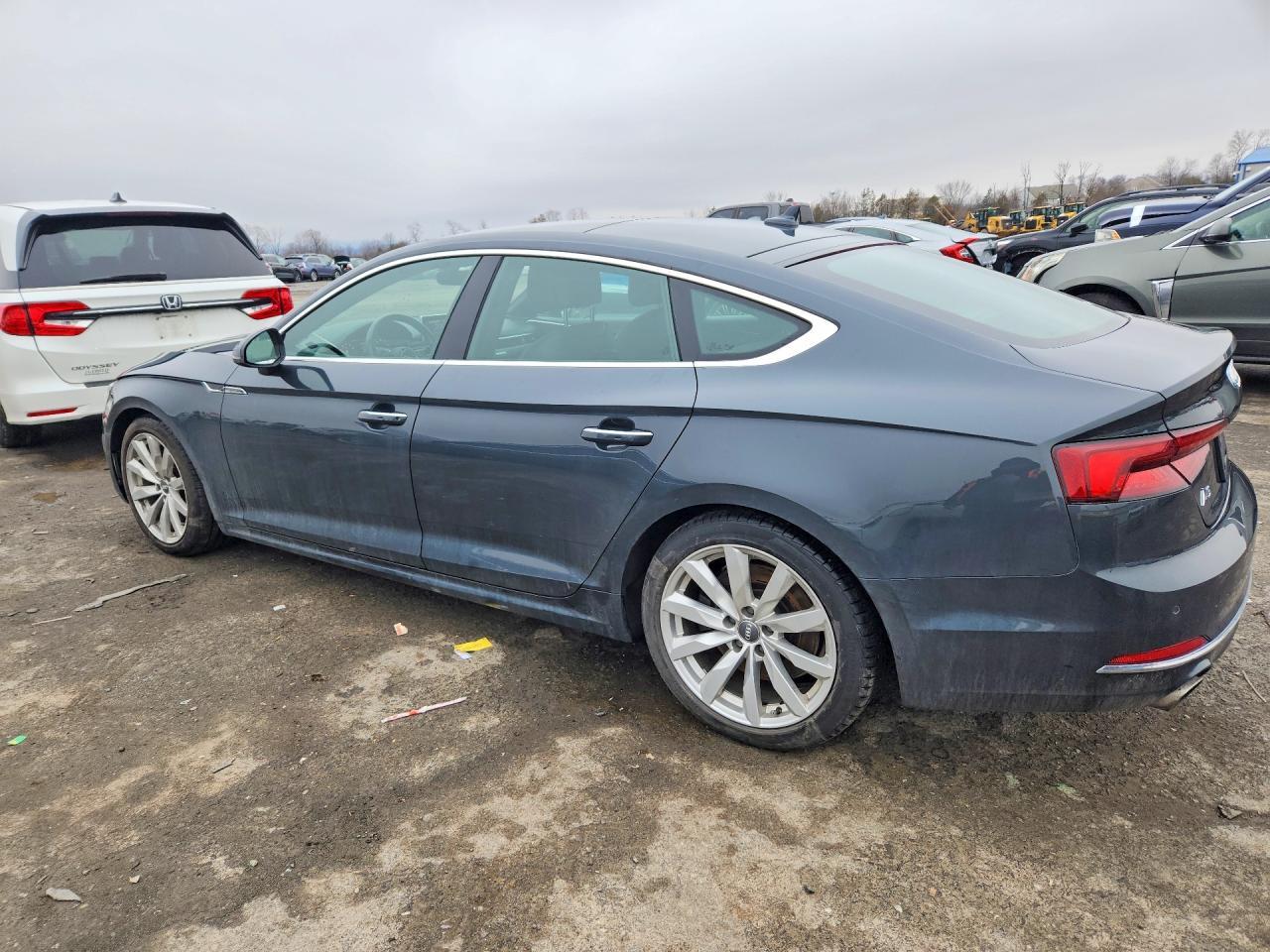 2018 Audi A5 Premium Plus - Фото 2