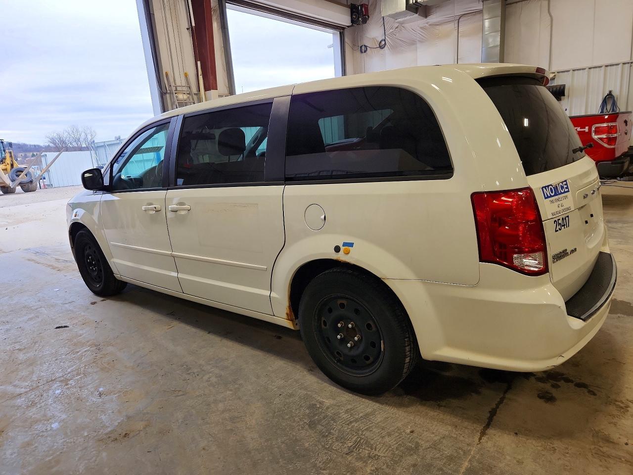2013 Dodge Grand Caravan Se - Image 2