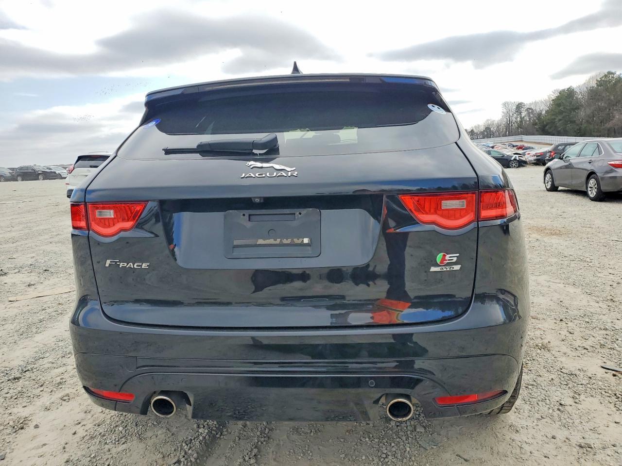 2017 Jaguar F-Pace S - Фото 6