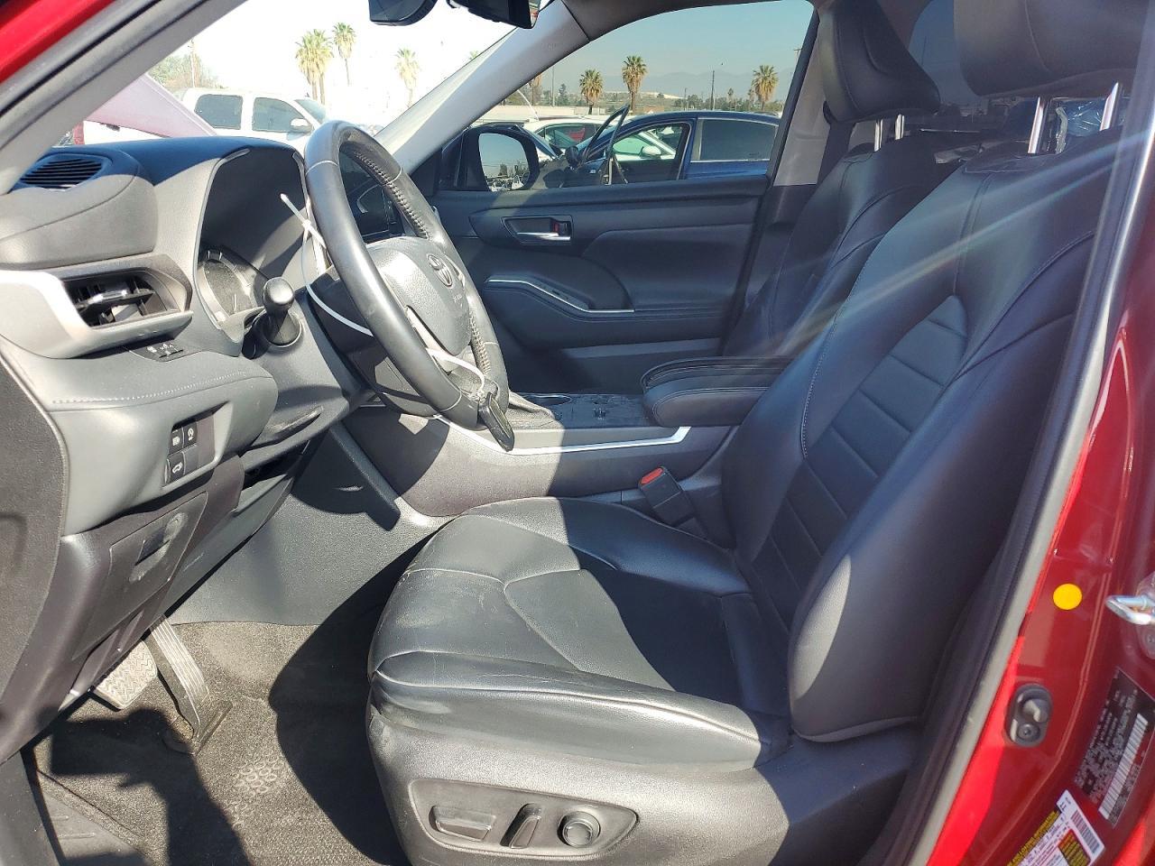 2023 Toyota Highlander Xle - Image 7