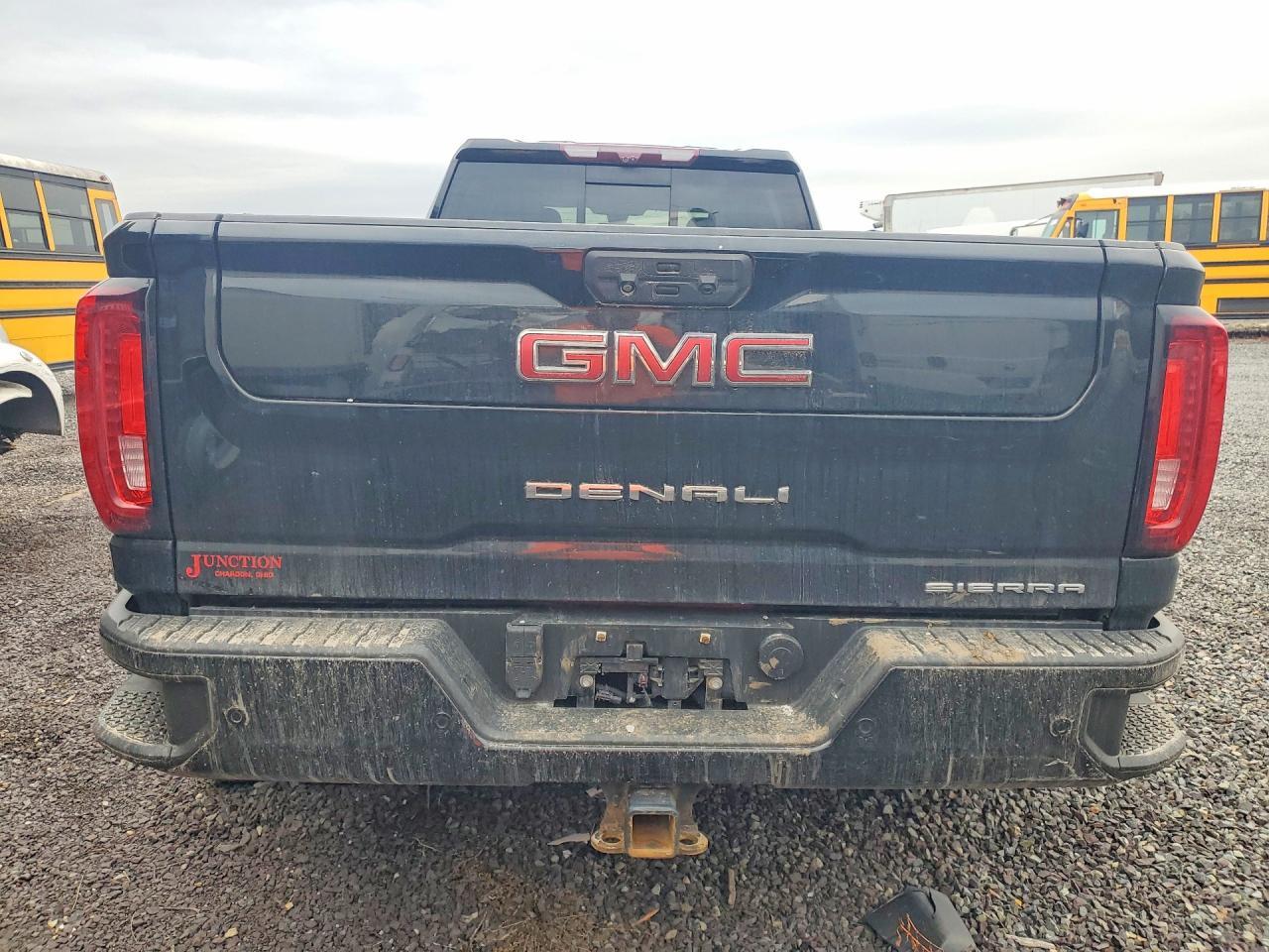 2022 GMC Sierra K3500 Denali - Image 6