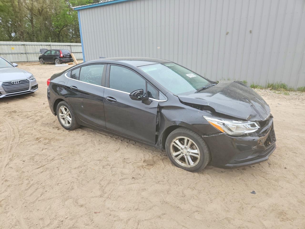 2017 Chevrolet Cruze Lt - Image 4
