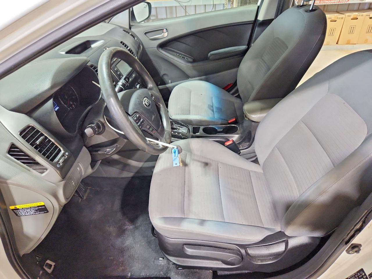 2017 Kia Forte Lx - Image 7