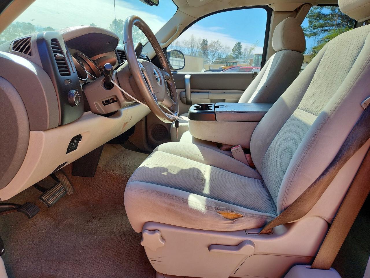 2008 GMC Sierra K1500 - Image 7