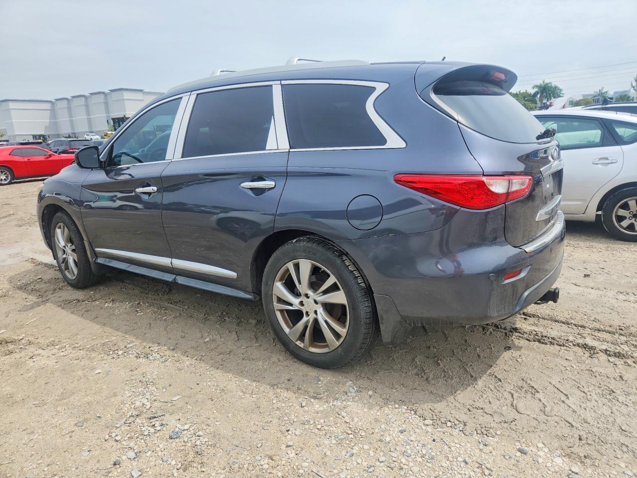 2013 Infiniti Jx35 Base - Image 2