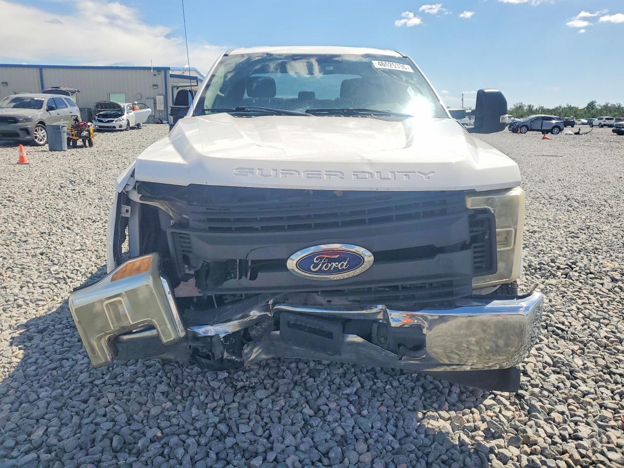 2017 Ford F250 Super Duty - Image 5