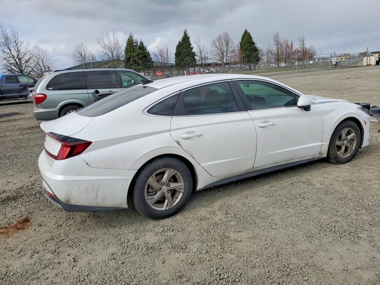 2021 Hyundai Sonata Se - Image 3