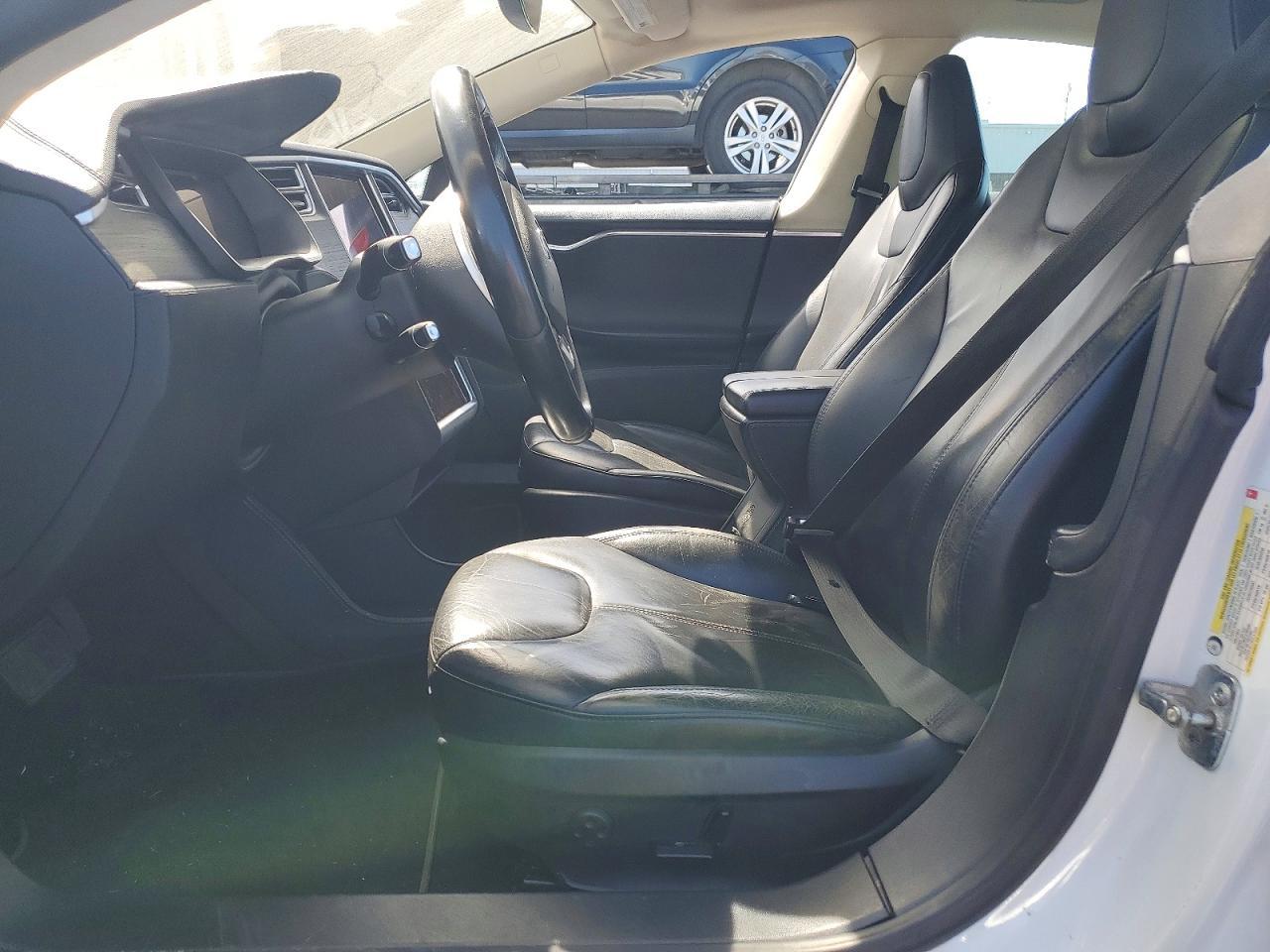 2014 Tesla Model S - Фото 7