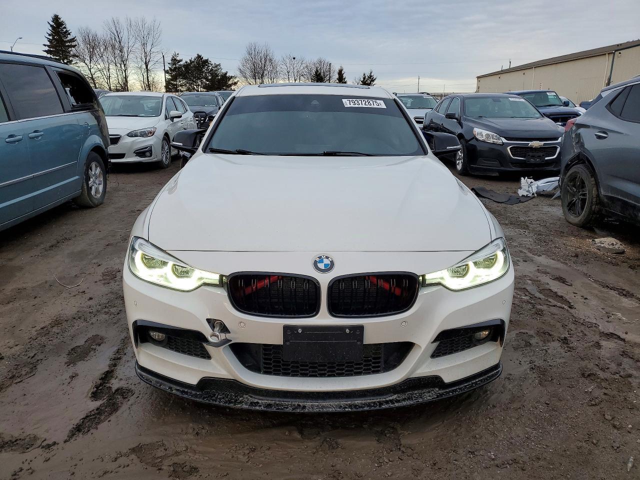 2018 BMW 330 Xi - Image 5