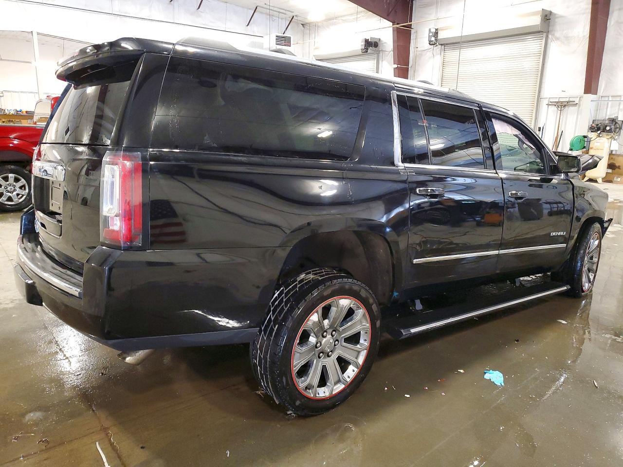 2016 GMC Yukon Xl Denali - Фото 3