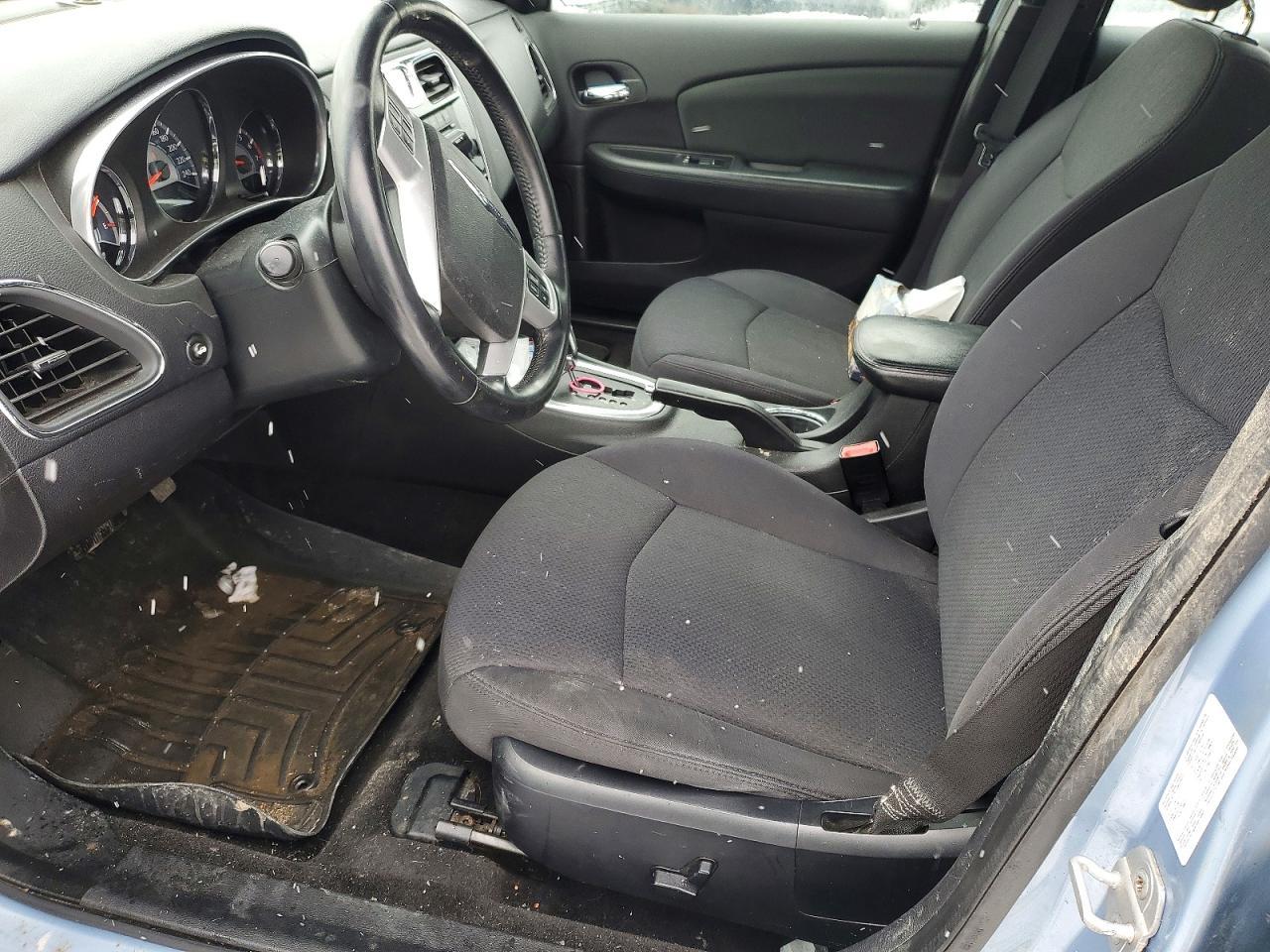 2012 Chrysler 200 Lx - Image 7