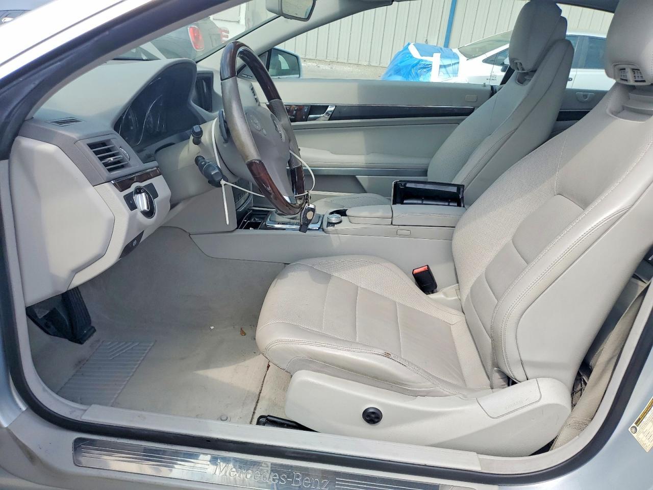 2011 Mercedes-Benz E 350 - Фото 7